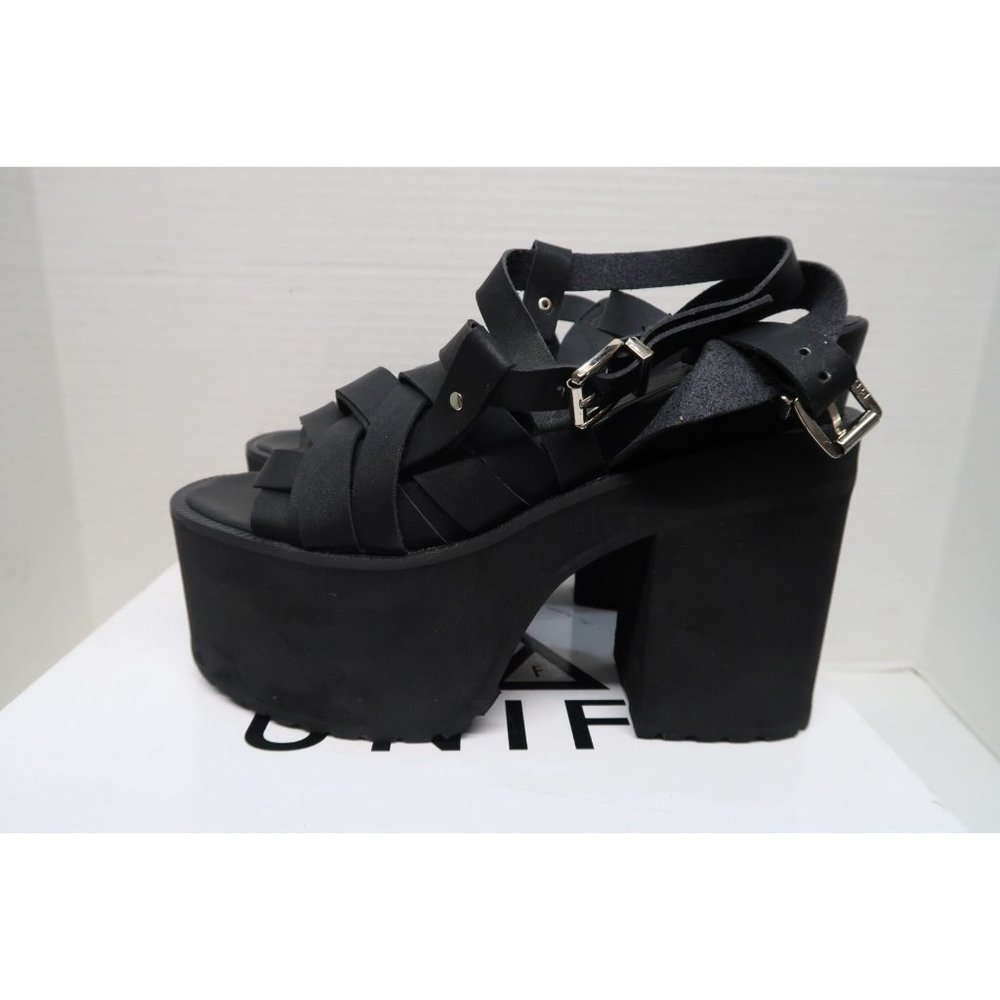 UNIF Julian Platform Sandals